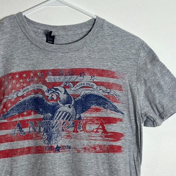 Anvil Gray T-Shirt Size Small America One Nation Under God Patriotic Eagle Tee - Picture 1 of 6
